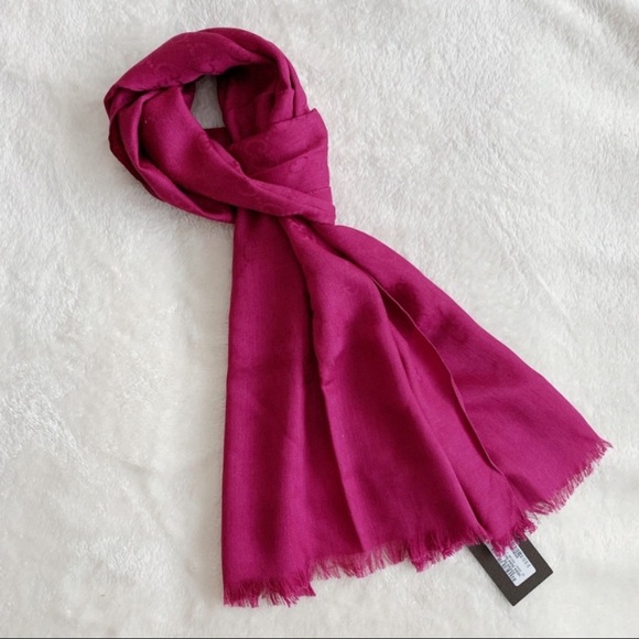 NWT Authentic Gucci Silk Wool Blend Long Scarf 🧣 - Picture 2 of 8